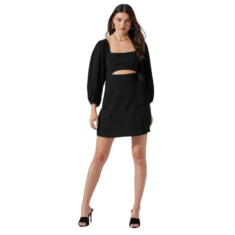 ASTR NWT Cutout Long Balloon Sleeve A-line Wrap Mini Dress in Black Size Small